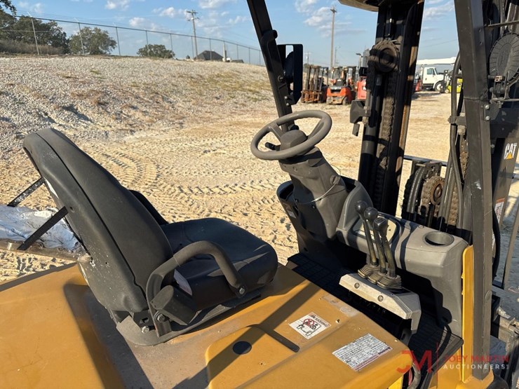 caterpillar-ec30n2-image-10