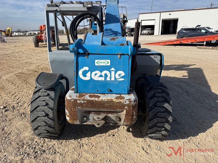 2008-genie-gth5519-image-8