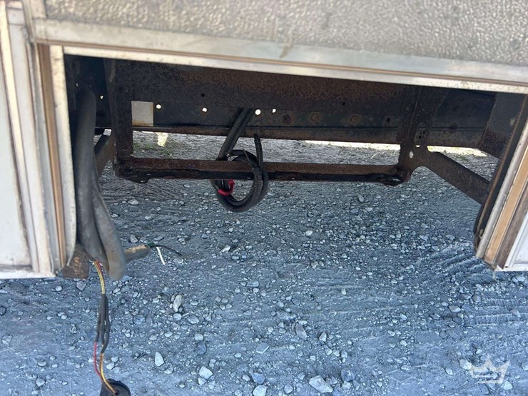 2003-coachmen-catalina-sport-220rk-class-c-motorhome-image-33