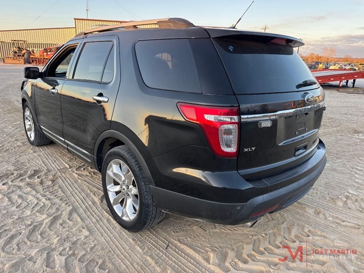 ford-explorer-image-4