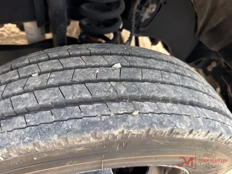 2020-ford-f450-xl-image-35