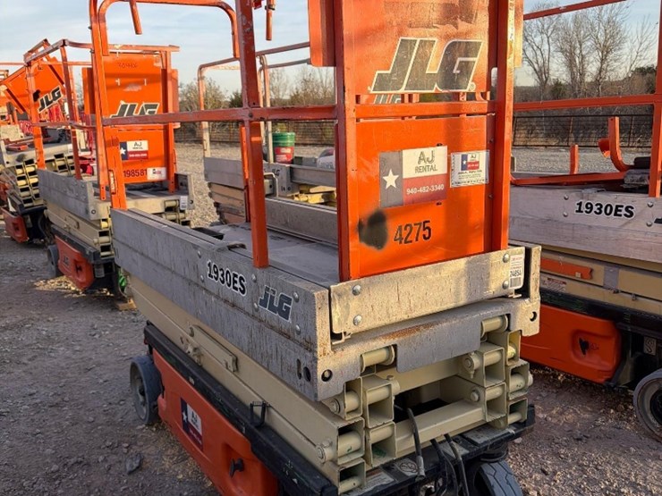 jlg-1930es-image-1