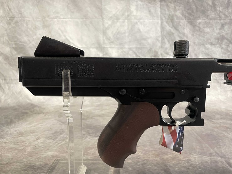 #5194-•-thompson-model-1927,-45-auto-semi-auto-pistol,-sn:-kpe-0427,-(neenah,-wi)-image-2