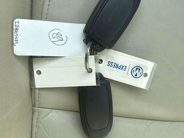 2008-volvo-xc90-image-37