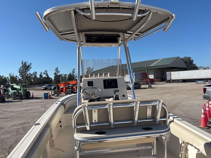 2018-23ft.-carolina-skiff-ultra-elite-boat-with-24ft.-t/a-boat-trailer-image-32