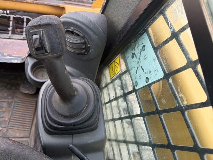 caterpillar-259d-image-14