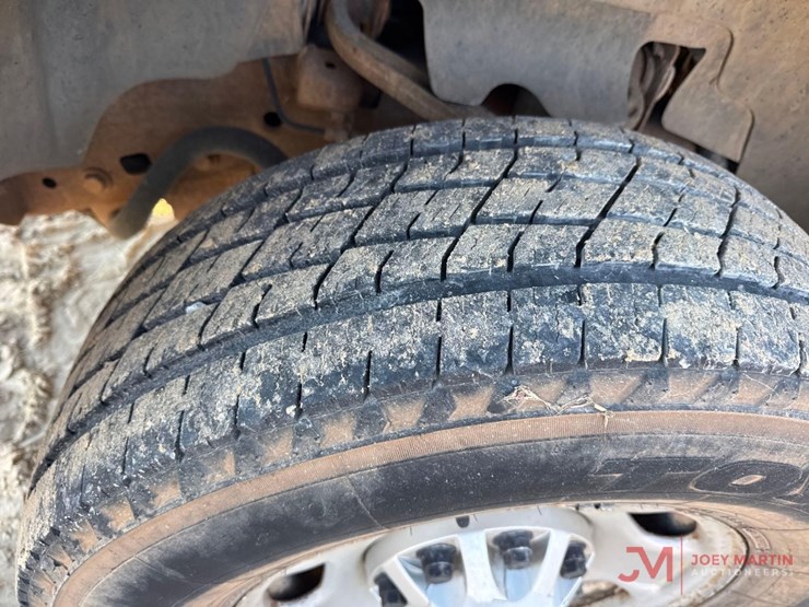 2008-chevrolet-silverado-2500-image-6