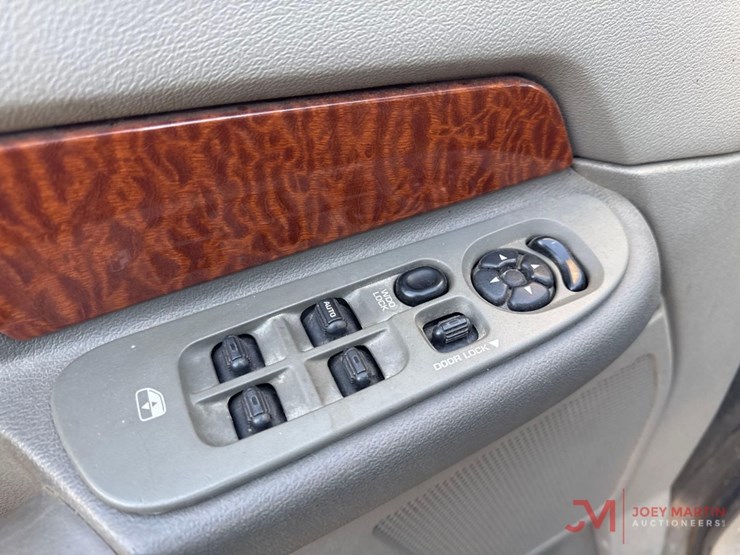 dodge-ram-3500-image-16