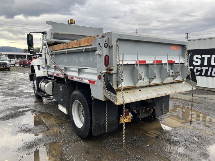 2013-international-7500-s/a-dump-truck-image-6