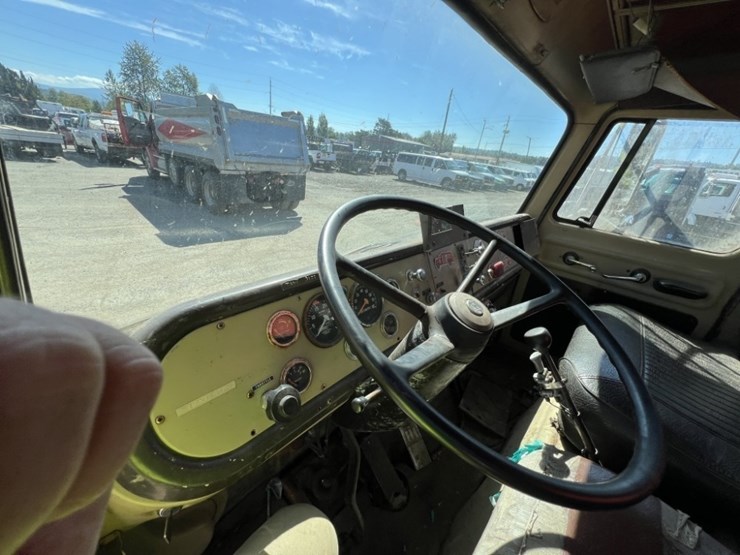 1975-international-cargostar-image-33