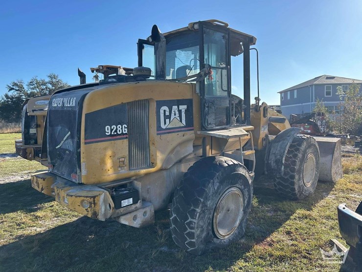 caterpillar-928g-image-3