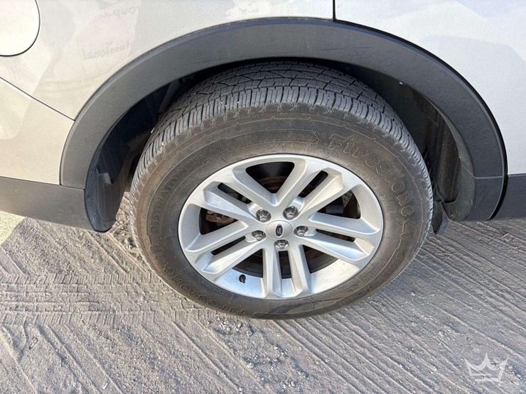 2014-ford-explorer-image-22