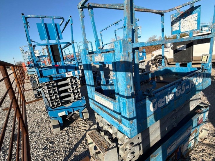 genie-gs1930-image-2