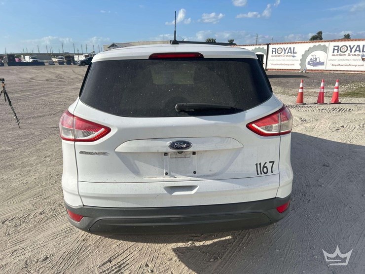 2015-ford-escape-image-30