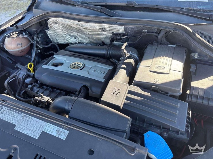 2016-volkswagen-tiguan-image-19