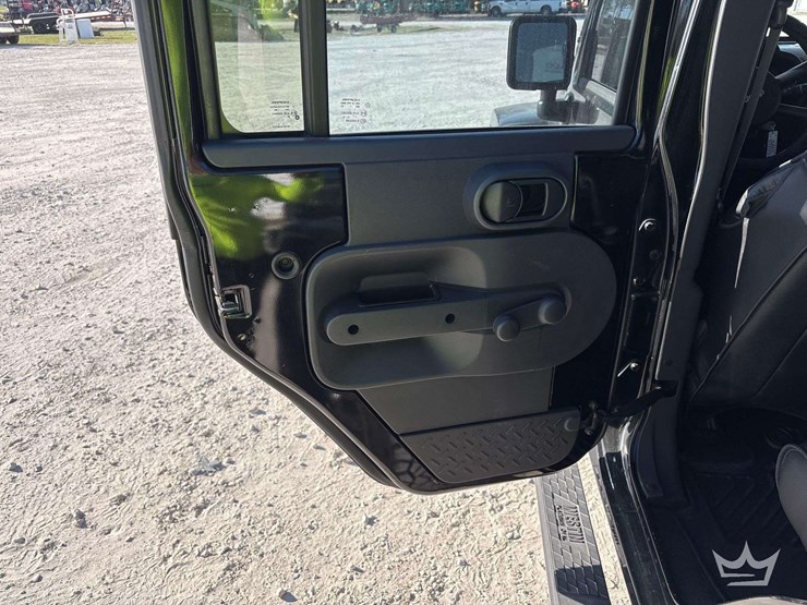 2008-jeep-wrangler-image-24