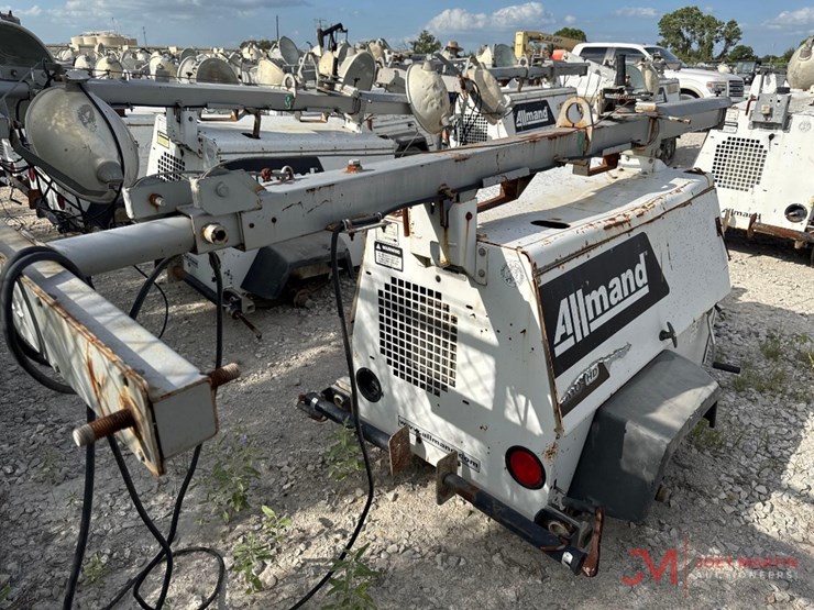 allmand-nite-lite-pro-light-tower-image-2