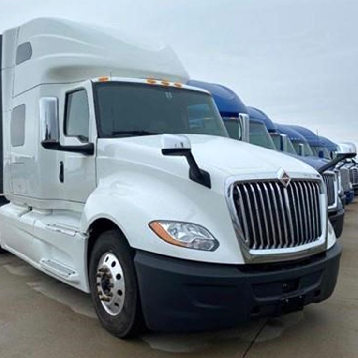 2022 INTERNATIONAL LT