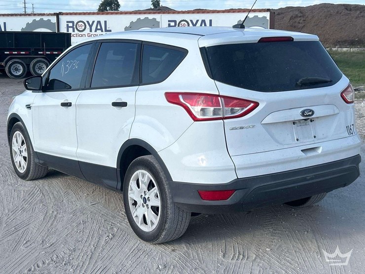 2015-ford-escape-image-4