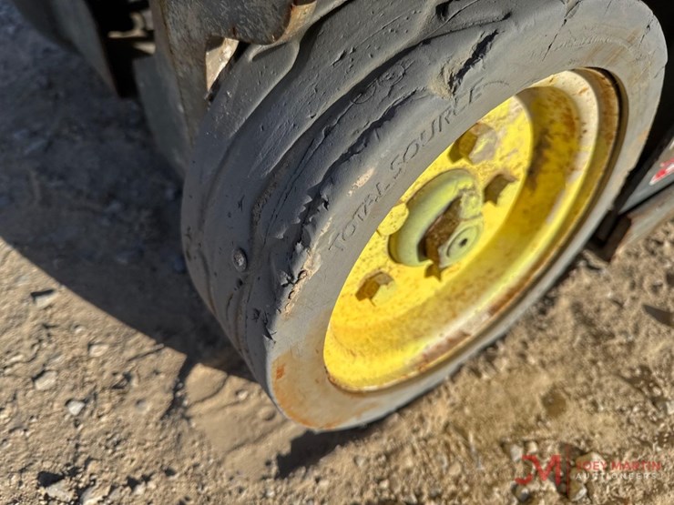 2016-skyjack-sj3219-electric-scissor-lift-image-5