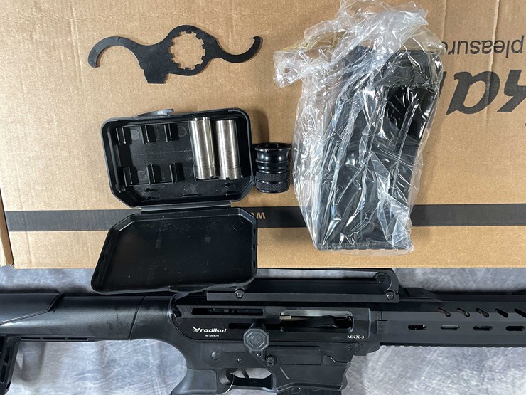 #4063-•-radikal-mkx-3,-12-ga.-semi-auto-shotgun,-sn:-w-06470,-(neenah,-wi)-image-23