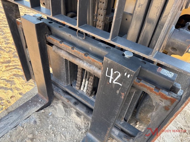 caterpillar-ec30n2-image-4