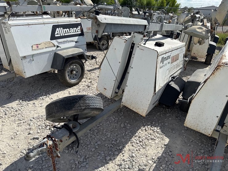 allmand-nite-lite-pro-towable-light-tower-image-3