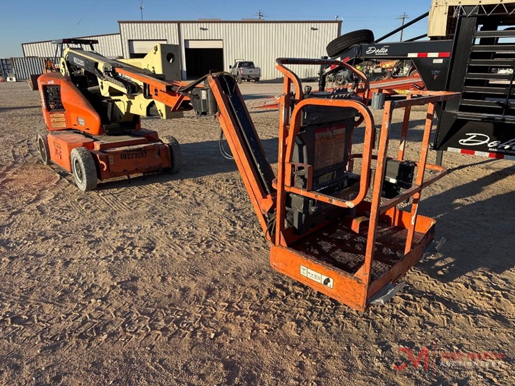 jlg-e400ajp-image-3