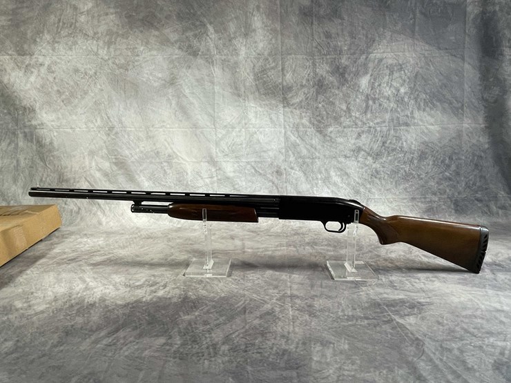 #4049-•-mossberg-500a,-20-ga.-pump-action-shotgun,-sn:-p124436,-(neenah,-wi)-image-9