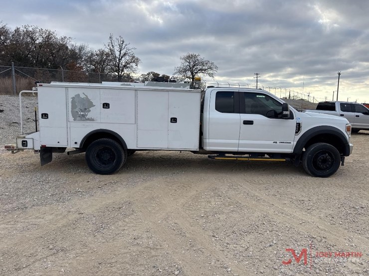 2020-ford-f450-xl-image-2
