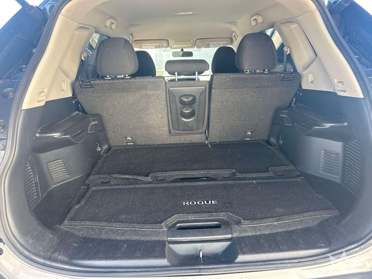 2018-nissan-rogue-image-24
