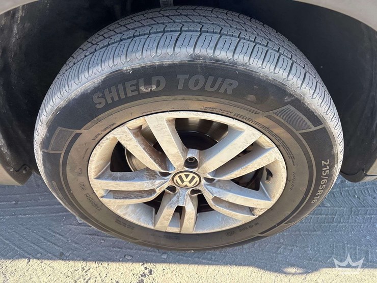 2016-volkswagen-tiguan-image-27