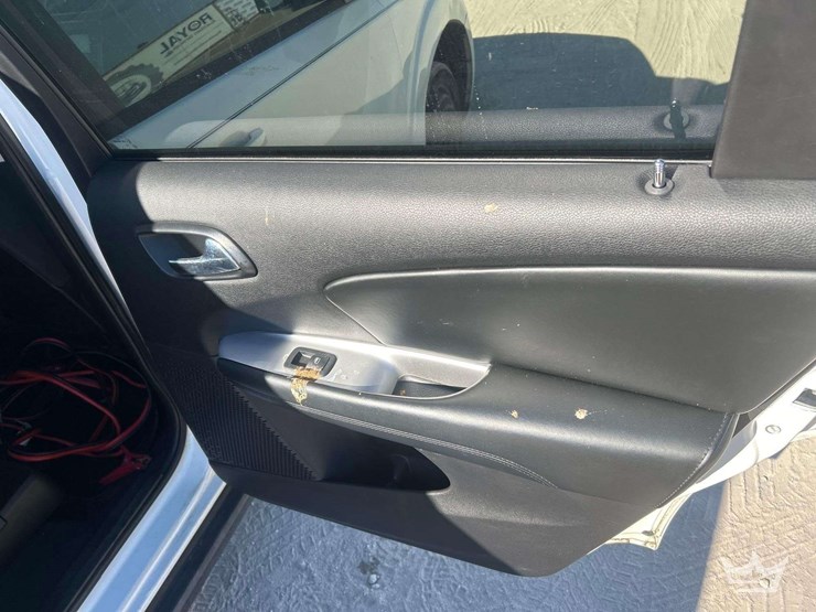 2016-dodge-journey-image-21