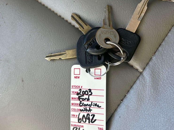 2003-coachmen-catalina-sport-220rk-class-c-motorhome-image-39