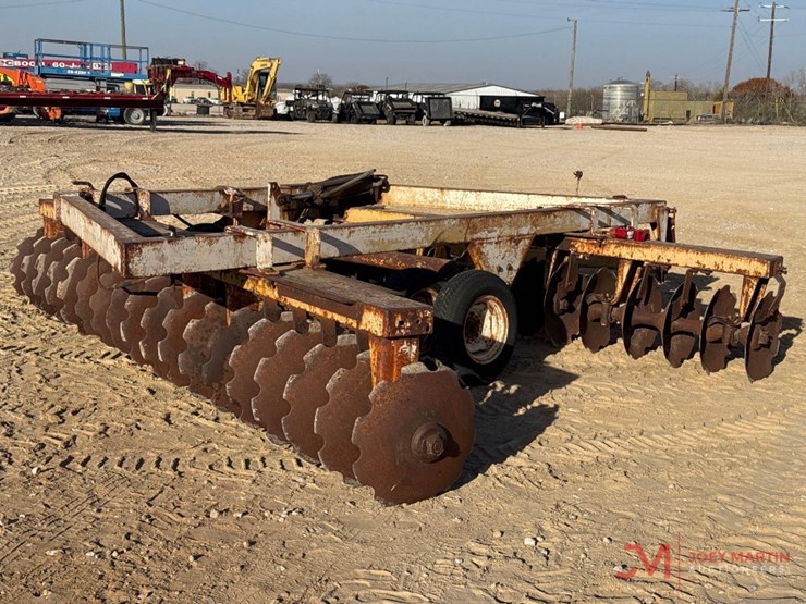 international-15-image-2