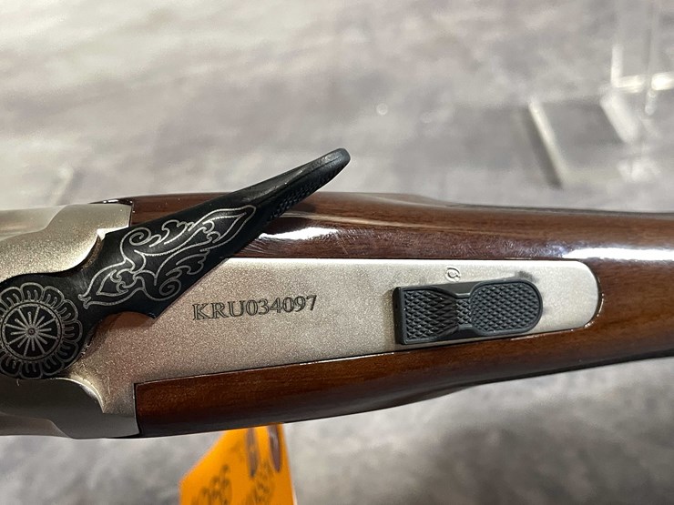 #4066-•-tri-star-setter,-12-ga.-over-under-shotgun,-sn:-kru034097,-(neenah,-wi)-image-13