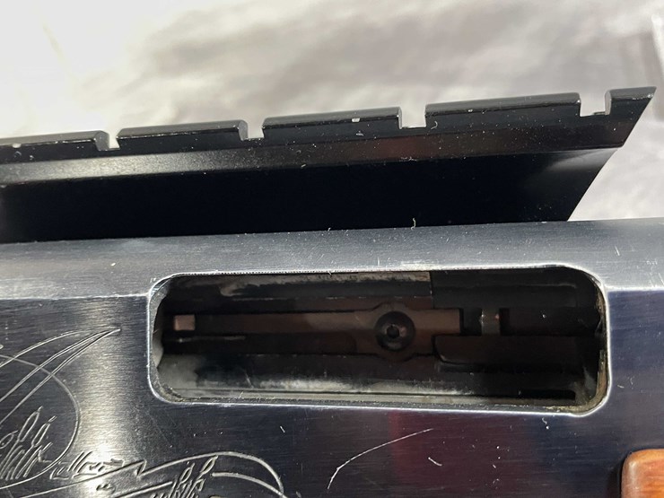 #4057-•-mossberg-model-550,-20-ga.-pump-action-shotgun,-sn:-nsn,-(neenah,-wi)-image-20