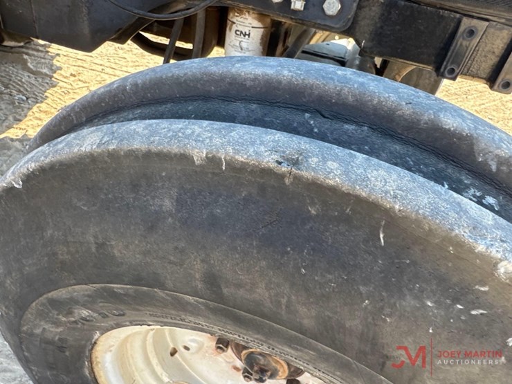 new-holland-tl100-image-16