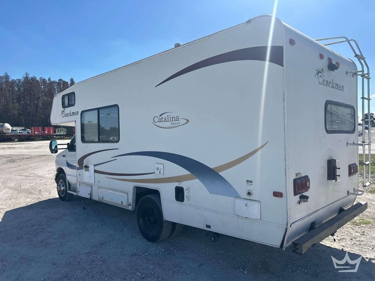 2003-coachmen-catalina-sport-220rk-class-c-motorhome-image-4