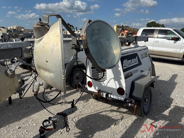 allmand-nite-lite-pro-light-tower-image-2