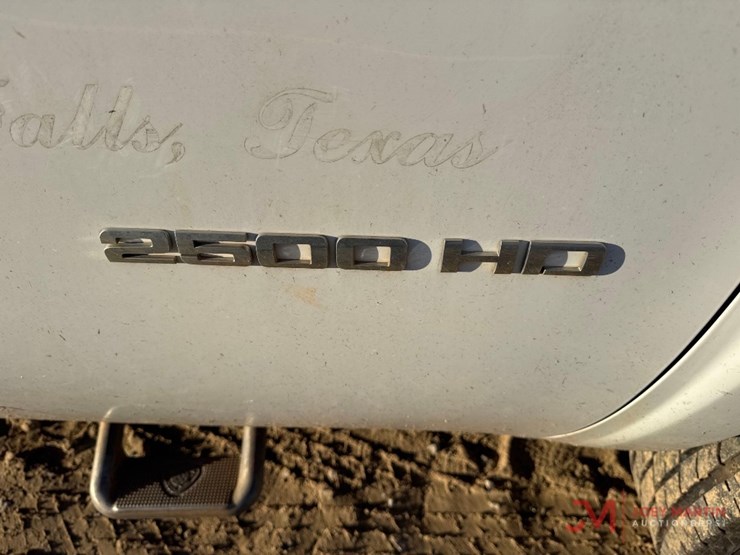 2008-chevrolet-silverado-2500-image-16