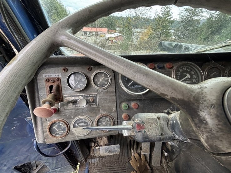 freightliner-t6364-t/a-cab-&-chassis-image-20