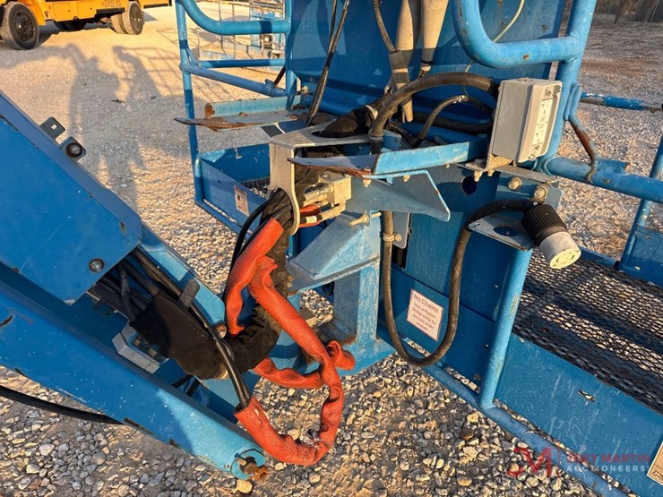 2011-genie-s65-image-9