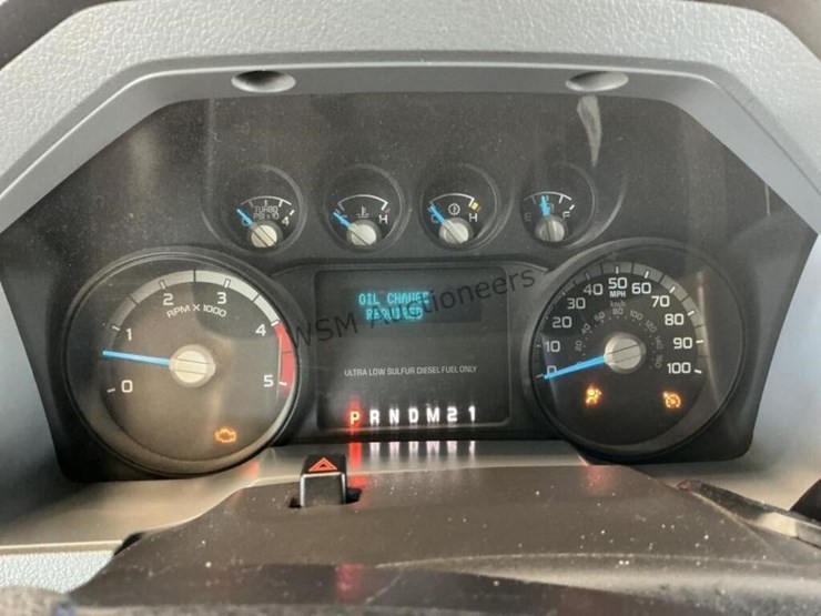 2016-ford-f550-image-18