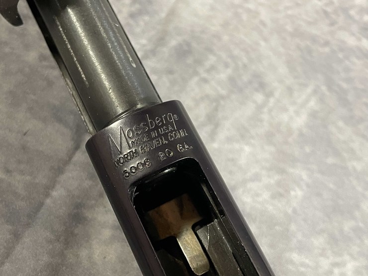 #4049-•-mossberg-500a,-20-ga.-pump-action-shotgun,-sn:-p124436,-(neenah,-wi)-image-17