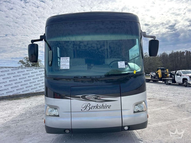 2013-freightliner-forest-river-390bh-39ft.-class-a-motorhome-image-38