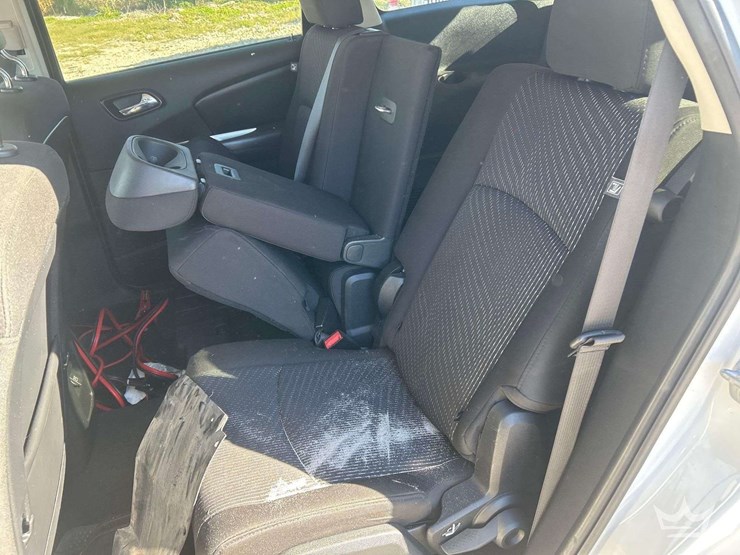 2016-dodge-journey-image-20