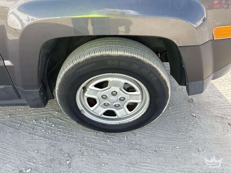 2005-jeep-patriot-image-19