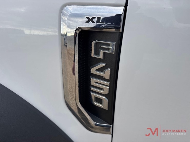 2020-ford-f450-xl-image-9