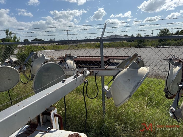 allmand-nite-lite-pro-towable-light-tower-pic-sn-image-5